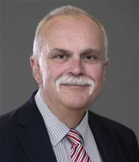 Profile image for Councillor Robert Packham